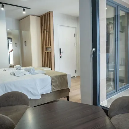 호텔 Hotel Central 4*